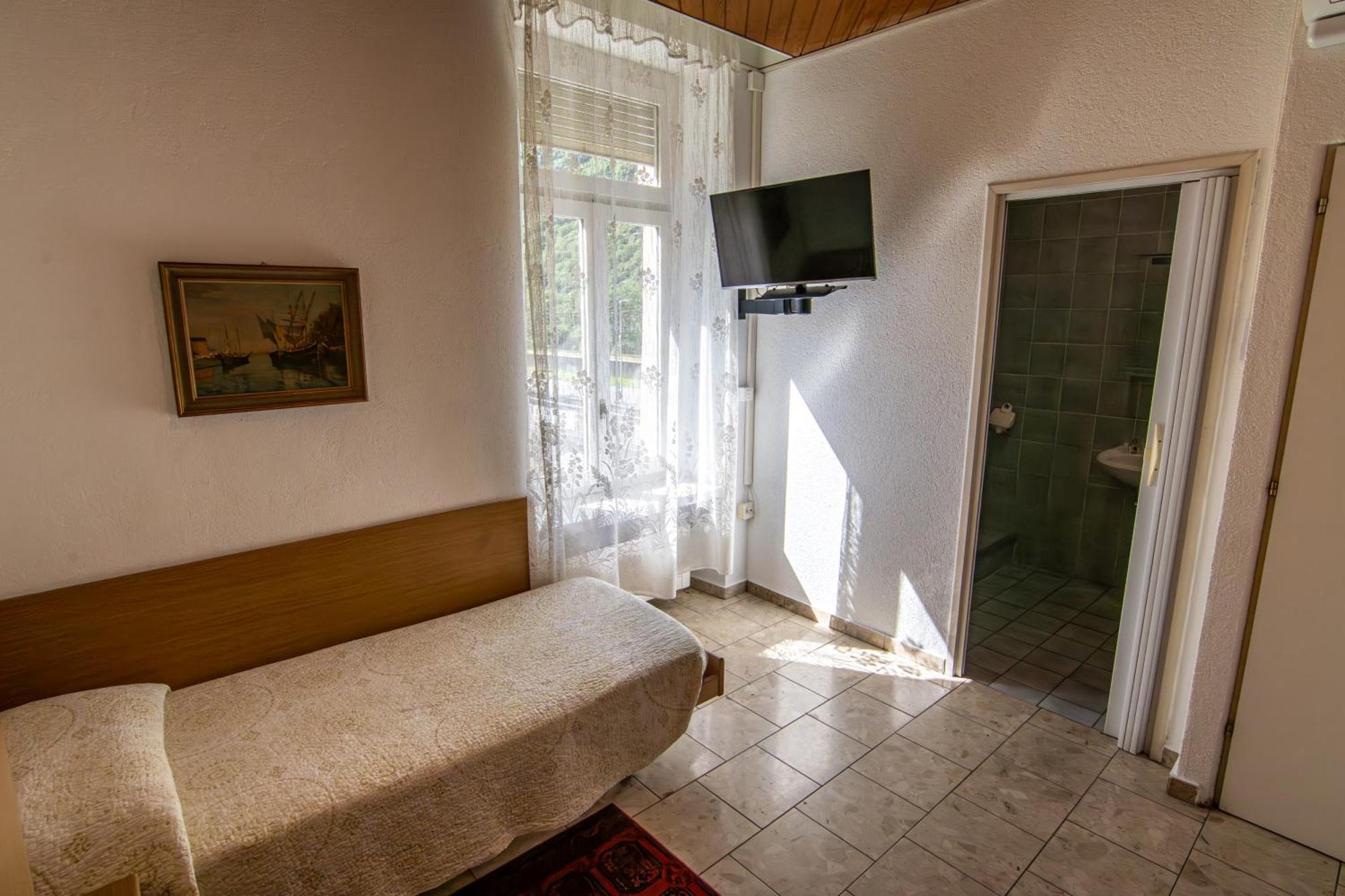 Albergo Stazione Bodio Kültér fotó